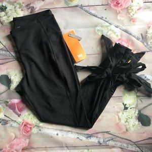 Lucy Light and Free Legging Size Large